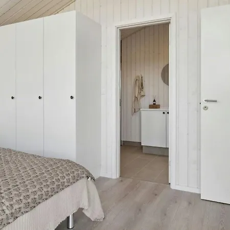Newly Built House With Sauna Near On Mon *